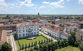 Residenza Villa Vecelli Cavriani