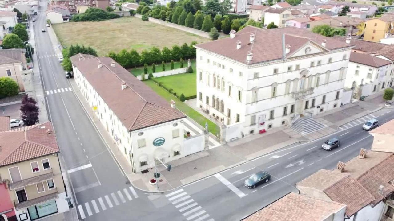 Residenza Villa Vecelli Cavriani Mozzecane Esterno foto