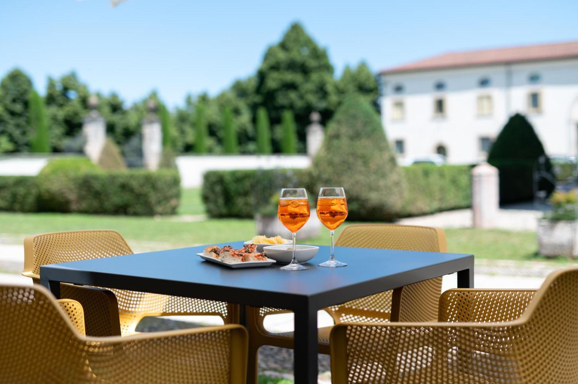 Residenza Villa Vecelli Cavriani Mozzecane Esterno foto