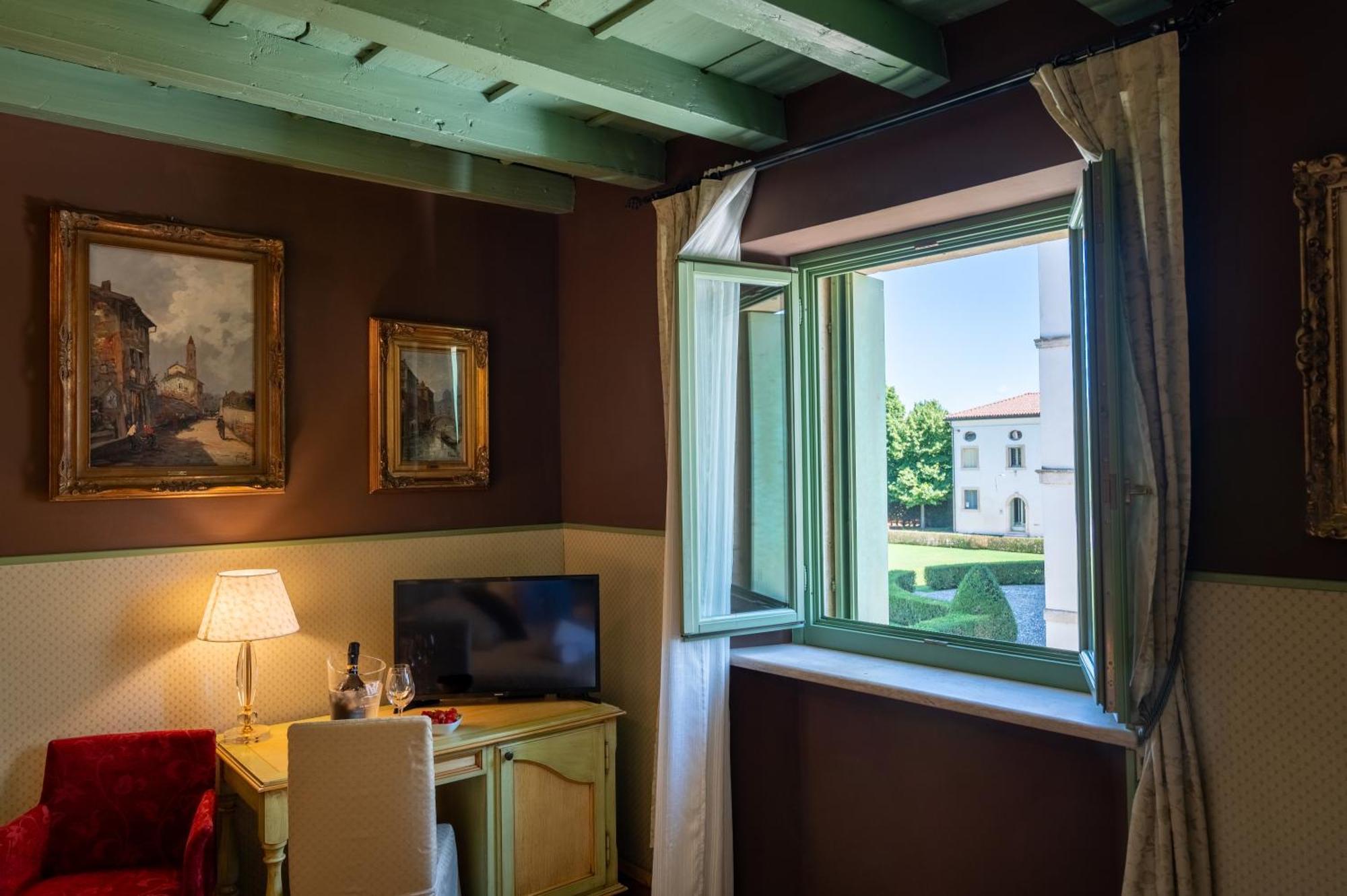 Residenza Villa Vecelli Cavriani Mozzecane Esterno foto